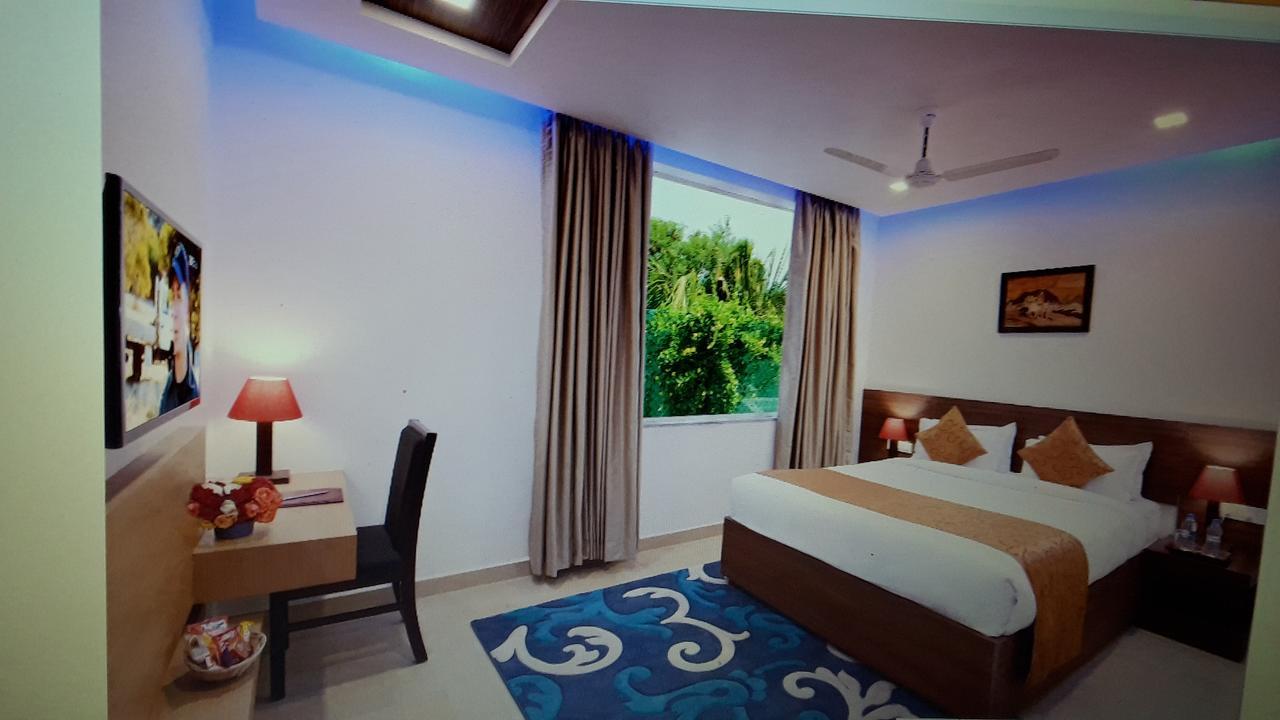 Clarks Inn Hampi Kamalapur Εξωτερικό φωτογραφία