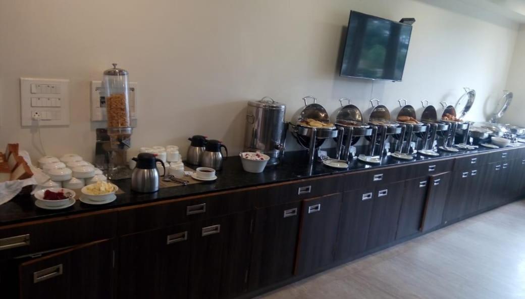 Clarks Inn Hampi Kamalapur Εξωτερικό φωτογραφία